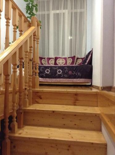 Hostal Guest House Shtil