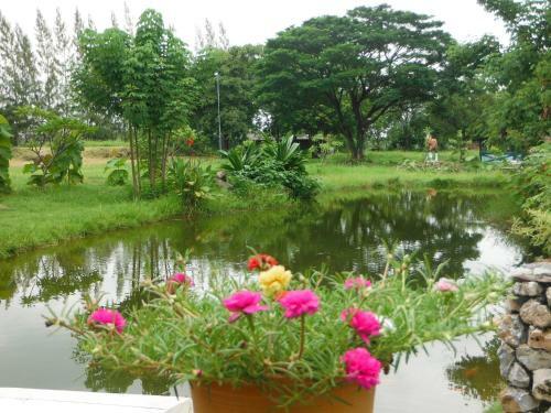 Hotel Phutawan Resort