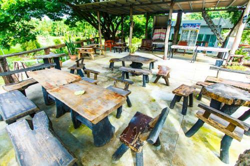 Hotel Phutawan Resort
