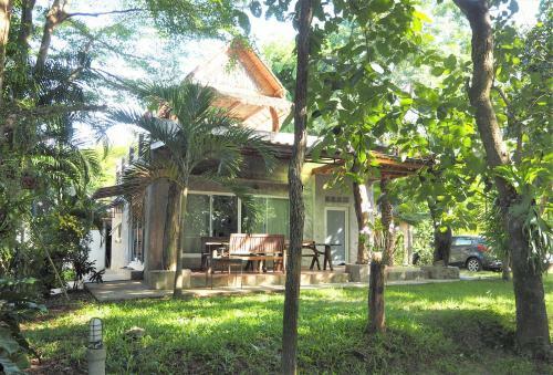Hotel Baantantara