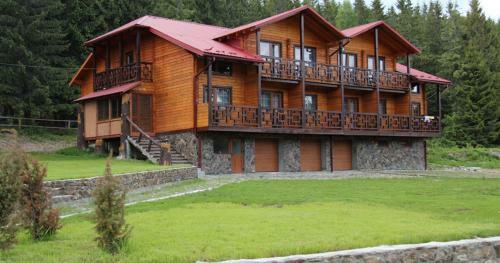 Lodge Baza Vidpochynku Ilz