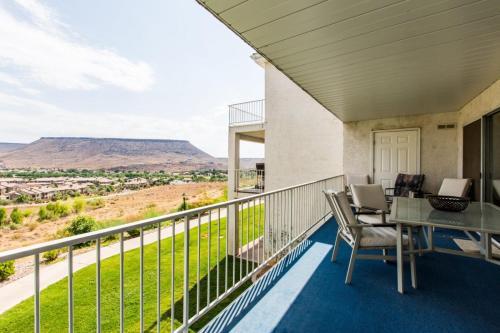 605 Elevator Access, Private Balcony With Beautiful Mountain Views, And More!