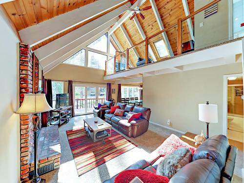 Montgomery Estates Retreat Home