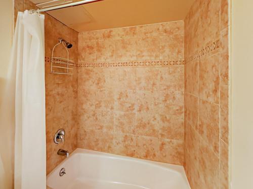 Apartamento 1170 Herbert Ave Condo Unit A