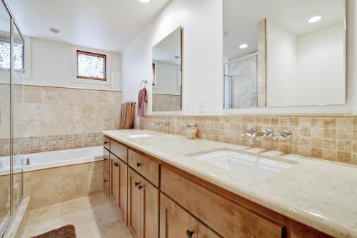 Apartamento 113 Coronado Townhouse
