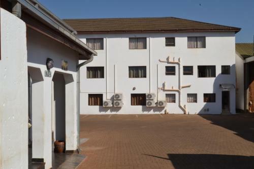 Avkhom Hotel