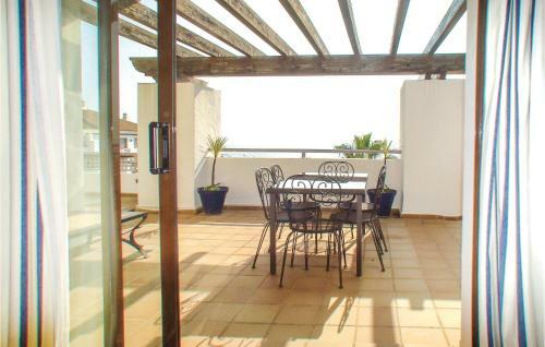 Three-bedroom Apartment In Linea de La Concepcion