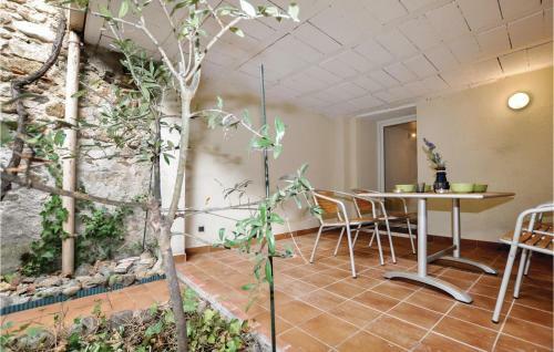 Two-bedroom Holiday Home In Ceret