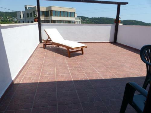 Hostal Guest House Delphini