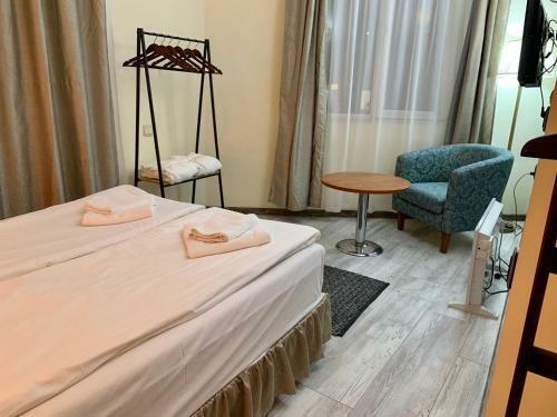 Hostal Guest Rooms Donovi