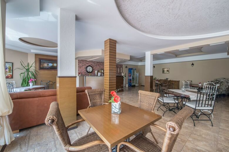 Alekta Hotel