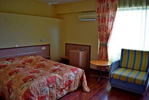 Royal Beach Hotel