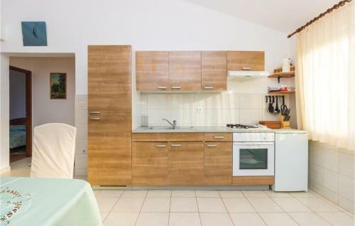 Two-bedroom Apartment In Nevidane