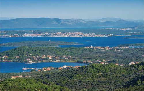 Two-bedroom Apartment In Nevidane