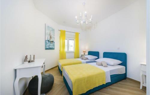 Three-bedroom Holiday Home In Kakma