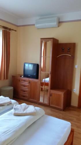 Hostal Niki Vend�gh�z