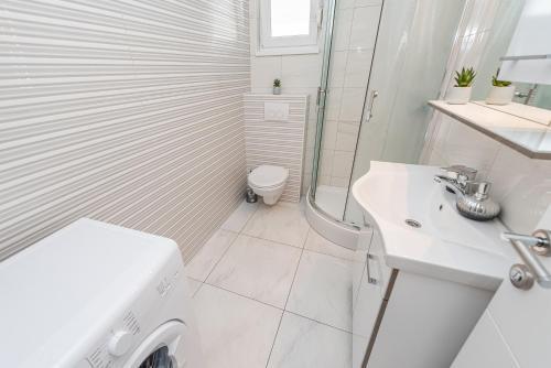 Apartamento Star 5 Modern & Centrally Ap For 4