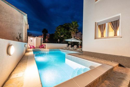 Apartamento Star 5 Modern & Centrally Ap For 4