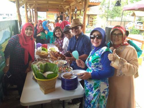 Saung Gumati Garut