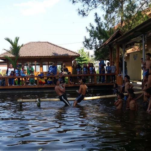 Saung Gumati Garut