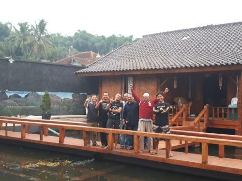 Saung Gumati Garut