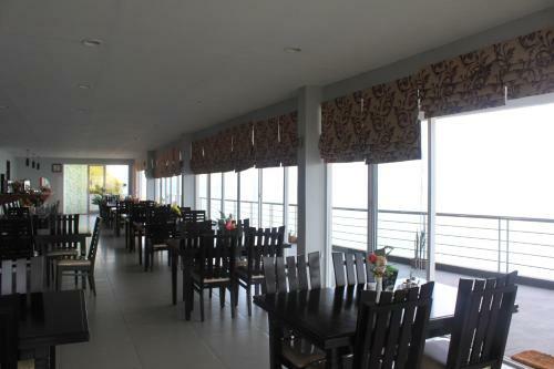 Tiara Bunga Hotel & Villa