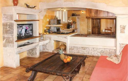 Five-bedroom Holiday Home In Le Garn