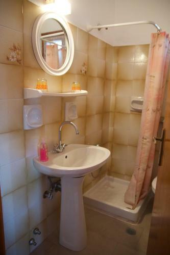 Hostal Stavroula Rooms