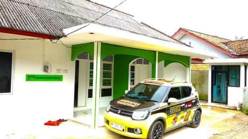 Hostal Yasmin Guest House