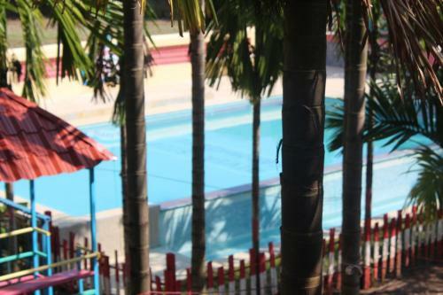 Hotel Riverside Farms Kashid