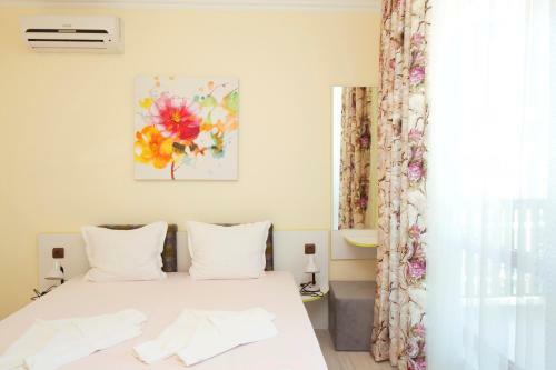 Mars Apartments In Tryavna Beach Complex