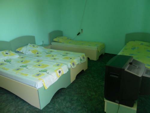 Hostal Villa Mari Guest Rooms