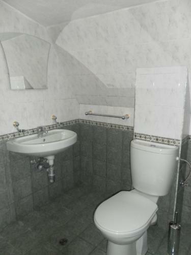 Hostal Villa Mari Guest Rooms
