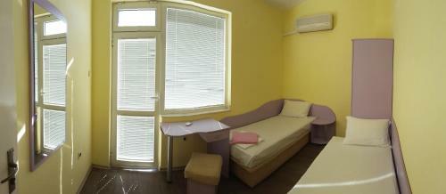 Hostal Guest House Slavi