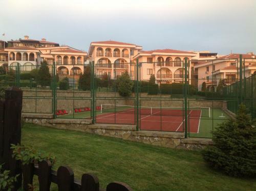 Arena Apartments