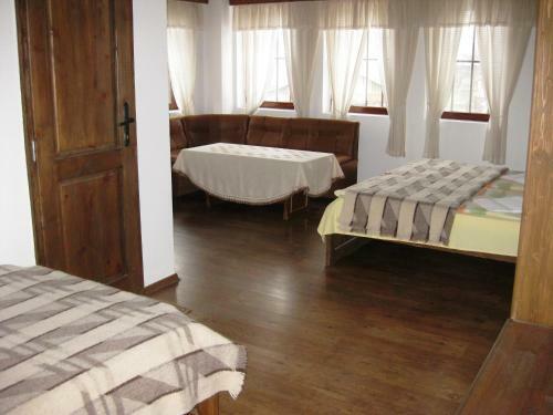 Hostal Chardaka Guest House