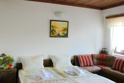 Hostal Chardaka Guest House
