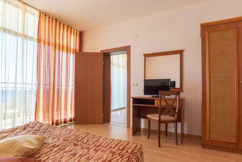 Tiva Del Mar Beach Hotel