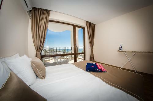 Premier Fort Beach Apartments