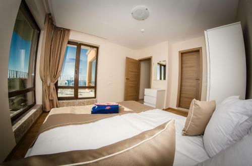 Premier Fort Beach Apartments