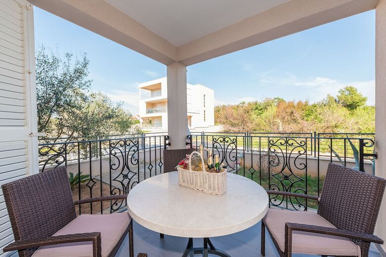 Apartments Kljajic