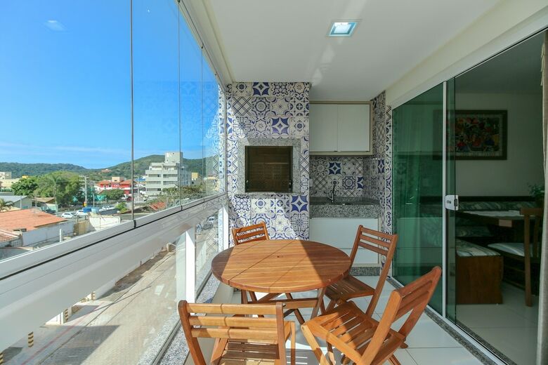 Aluguel Apartamento 2 Quartos Sendo 1 Su�te - 528