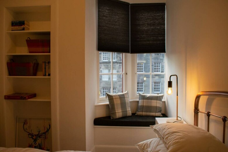 Authentic Homely 1 Bedroom Apartment On The Royal Mile