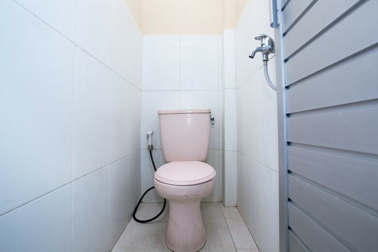 Hostal Capital O 2205 Hotel 3 Intan