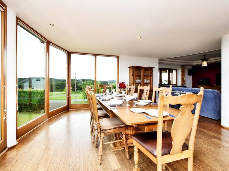 Modern Holiday Home In Sch�nberg With Jacuzzi