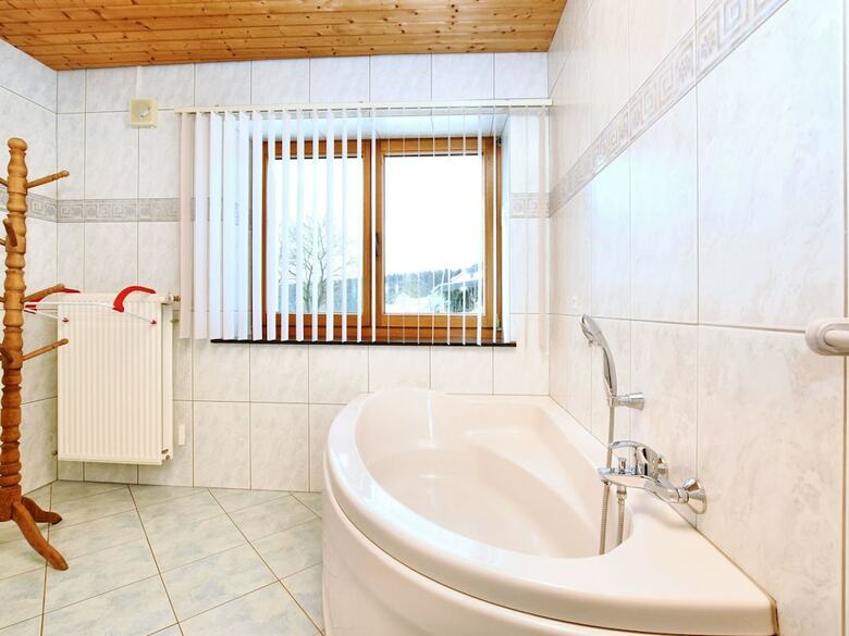Modern Holiday Home In Sch�nberg With Jacuzzi