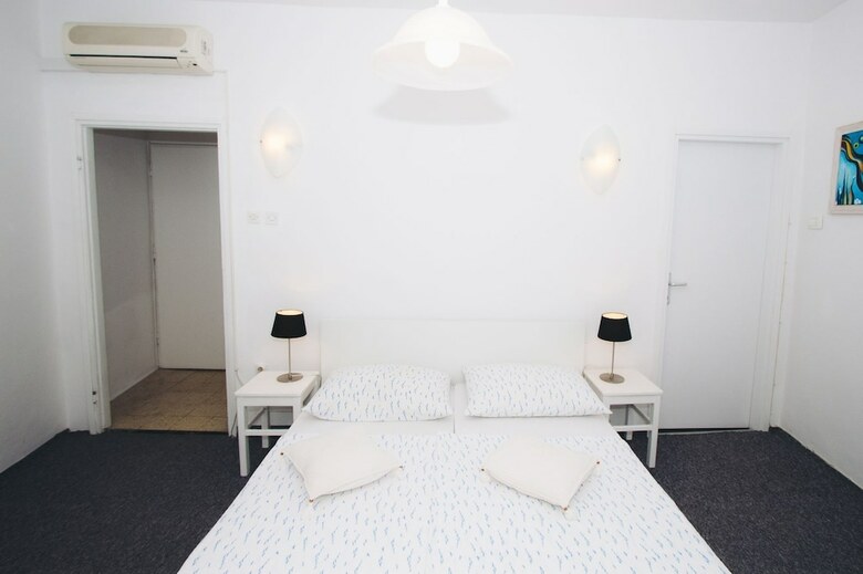 Hotel Apartments And Rooms Ille