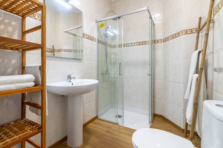 35480c01 - Leon Y Castillo, 33 1�