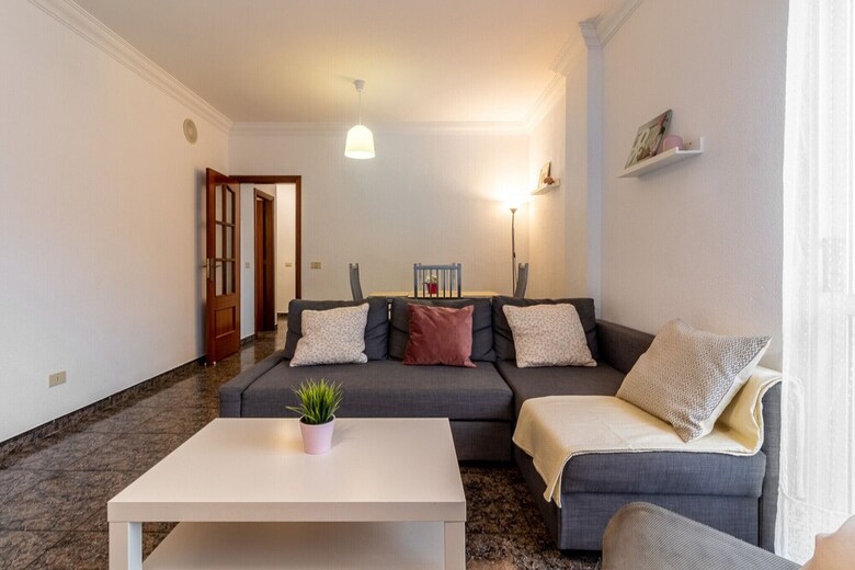 Apartamentos 35010d09 - Lepanto, 10 2c