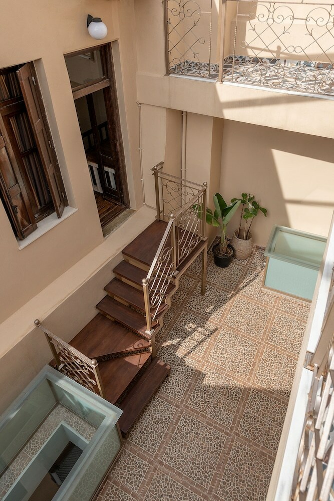 Hotel Old Town Suites
